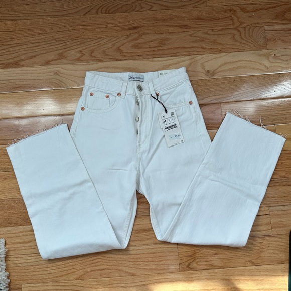 Zara Denim - Zara Straight Hi-Rise White Ankle Length Jean